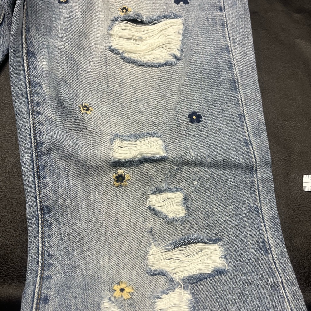 Lucky Brand Jeans - Size: 10/30 - Brand new without tags - Picture 8 of 13